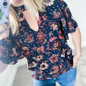 Eyeshadow Paisley Short Sleeve Top -S